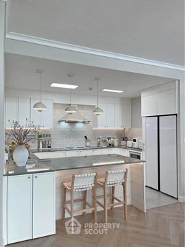 3-BR Condo at The Bangkok Sukhumvit 61 Condominium near BTS Thong Lor (ID 2754630)