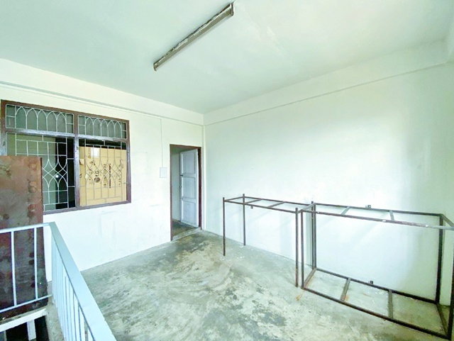 รูป แยกคลองตัน 800 ม. 4น้ำ 19 ตร.ว. 300 ตร.ม.ApLรามคำแหง 1.5 กม.อาคารพาณิชย์ 4 ชั้น ติดถนนพัฒนาการ 4นอน ทางด่วนศรีรัช 900 ม. - รูปที่ 5/8