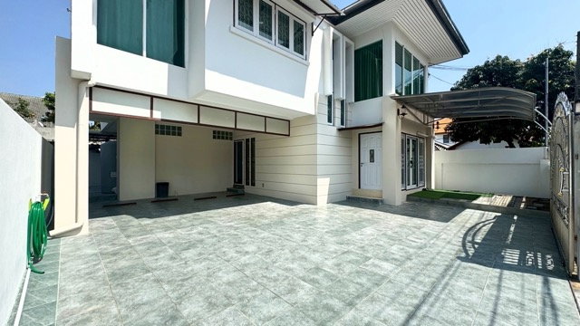 รูป MHR82 บ้านสวยทิศใต้ ลมดีไม่ร้อน! เคหะนคร 3 แต่งครบ Built-in ทั้งหลัง 4 นอน 3 น้ำ ใกล้เตรียมพัฒน์และทางด่วน - รูปที่ 9/14