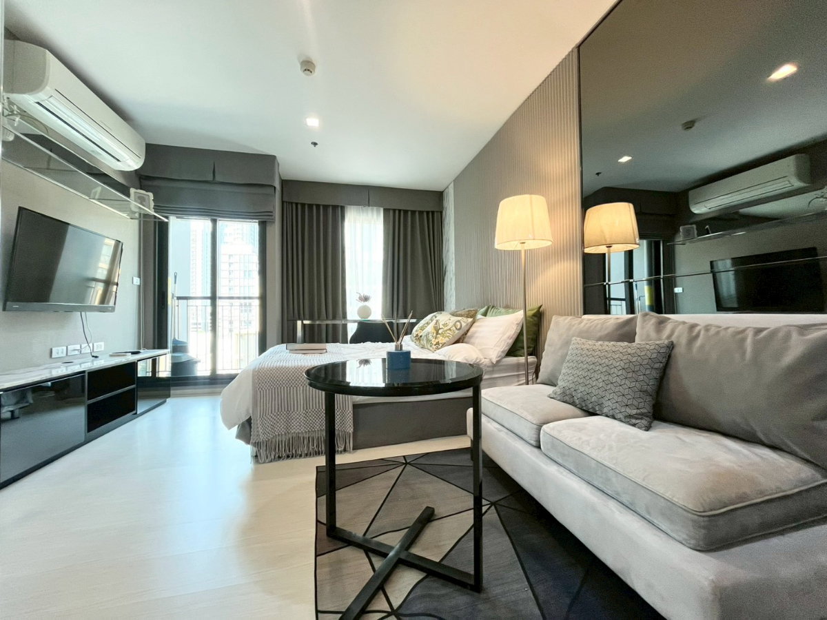 รูป [ขายด่วน/Urgent Sale] Rhythm Sukhumvit 36-38 ✨ ห้องสตูดิโอ แต่งครบ ทิศเหนือเย็นสบาย ใกล้ BTS ทองหล่อ - รูปที่ 8/15