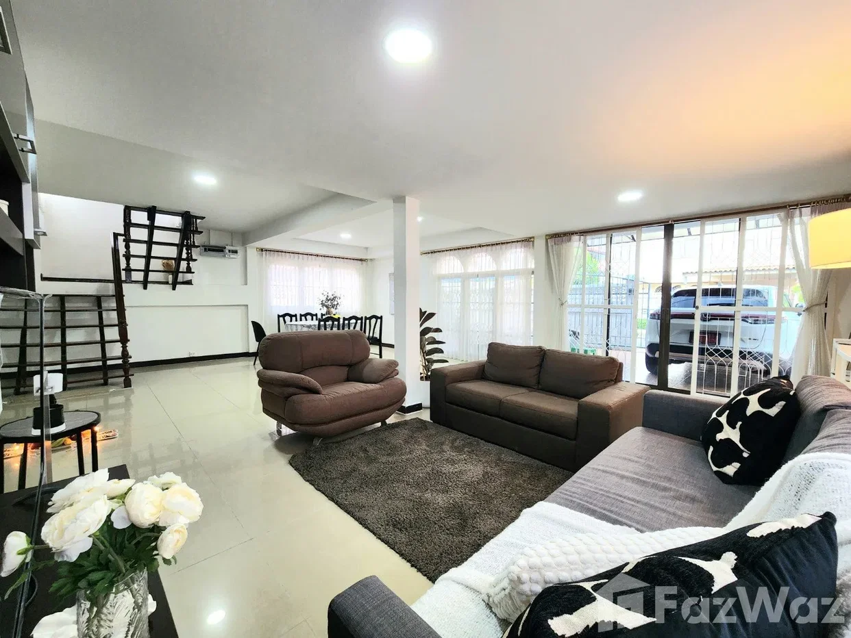 รูป บ้านเดี่ยวให้เช่า 6 ห้องนอน ใน สามเสนนอก, กรุงเทพมหานคร 6127561 - รูปที่ 17/21