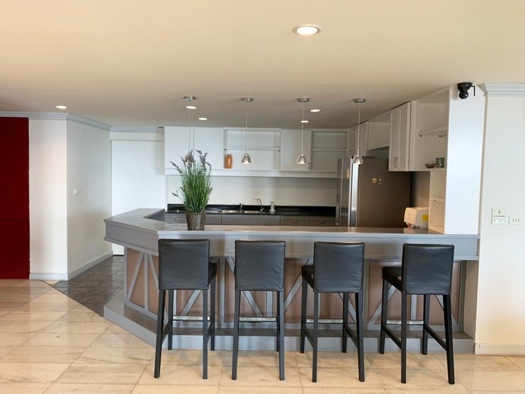รูป LTHC6703 – Taiping Tower FOR RENT 4 beds 3 baths Size 250 Sq.M.Near BTS Ekkamai stations ONLY 80k/month - รูปที่ 4/7