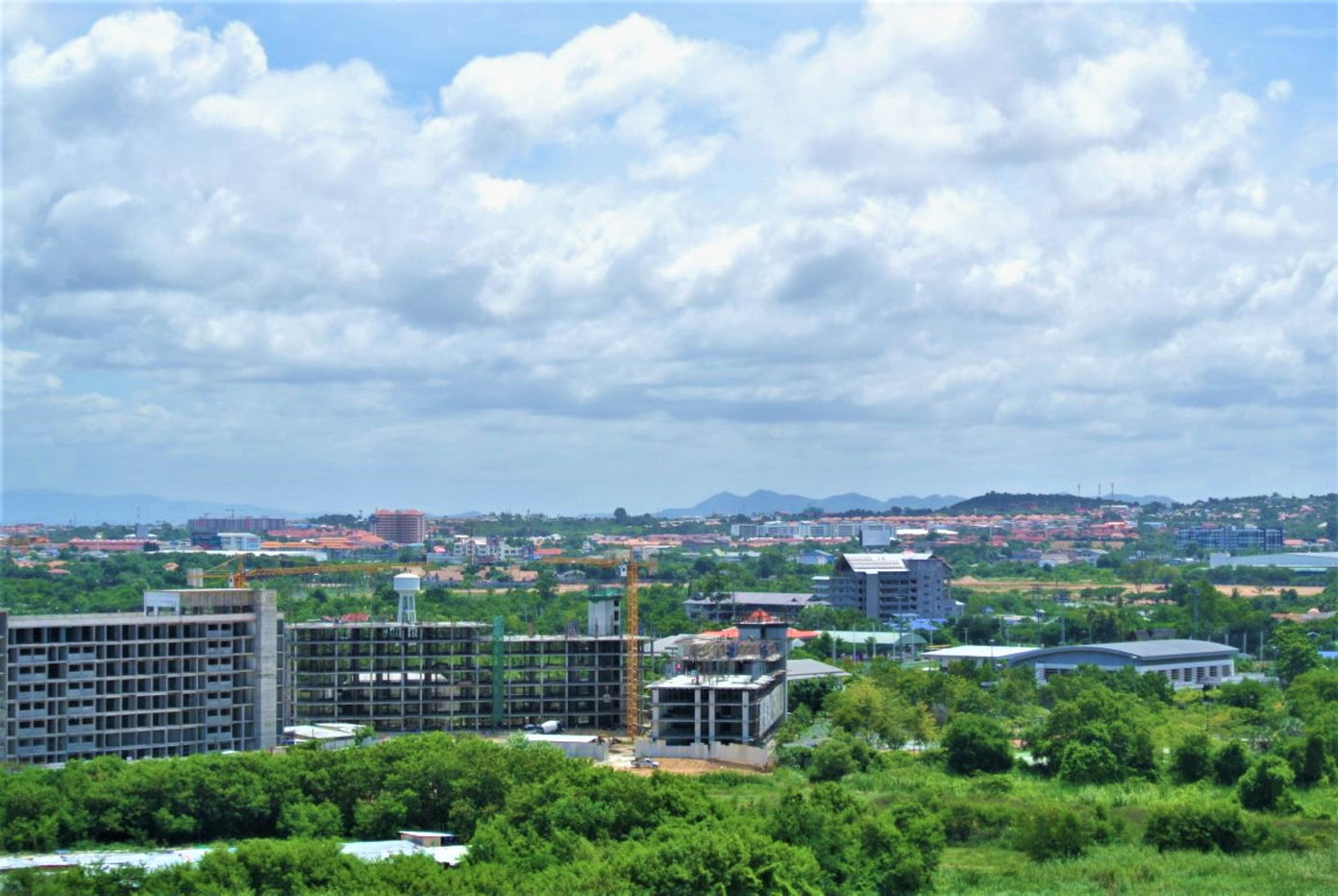 รูป Studio Condo for Sale at Jomtien Beach Condominium in Pattaya - รูปที่ 13/14