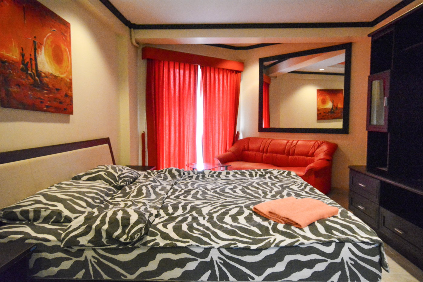 รูป Studio Condo for Sale at Jomtien Beach Condominium in Pattaya - รูปที่ 4/14