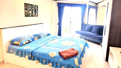 Condos for sale : Studio Condo for Sale at Jomtien Beach Condominium in Pattaya