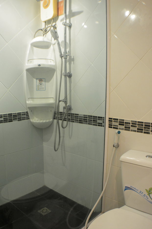 รูป 1 Bed Condo for Sale at Jomtien Beach Condominium in Pattaya - รูปที่ 13/14