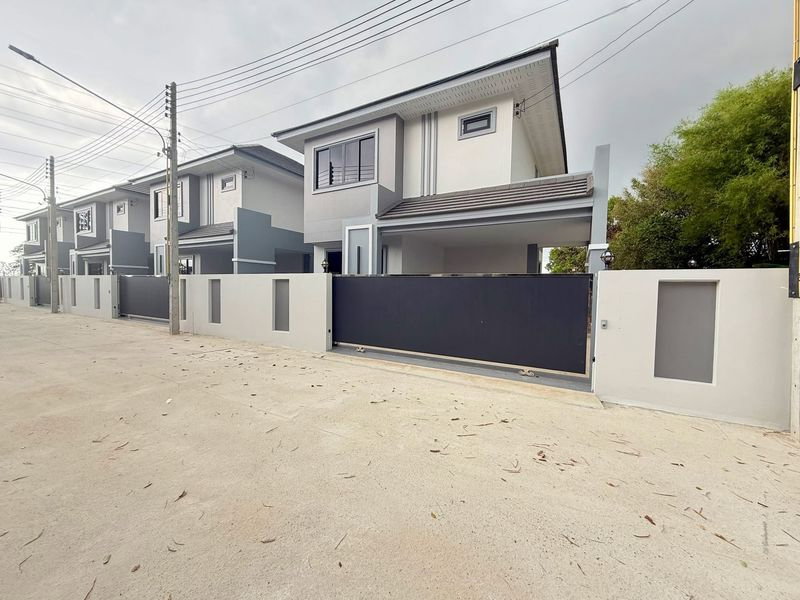 รูป ขายบ้านเดี่ยว หนองปลาไหล บางละมุง ทำเลศักยภาพ ใกล้พัทยา - รูปที่ 1/17
