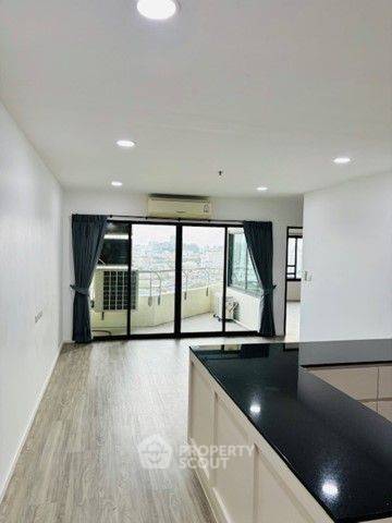 รูป คอนโด 3-ห้องนอน ที่ ทิว ริเวอร์ เพลส คอนโดมิเนียม ใกล้ MRT สิรินธร (ID 1866319) - รูปที่ 5/43