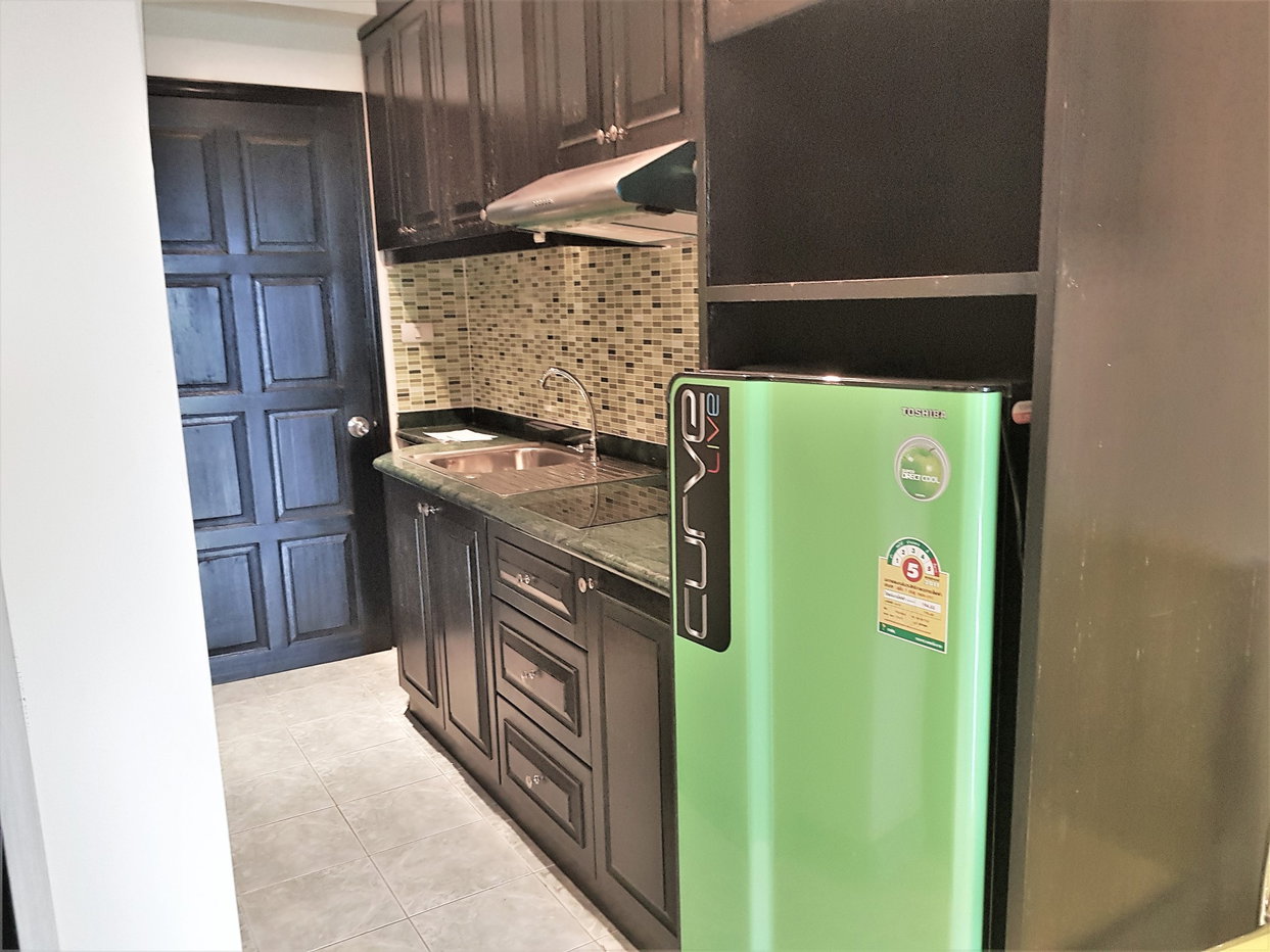 รูป Studio Condo for Sale at Jomtien Beach Condominium in Pattaya - รูปที่ 9/14