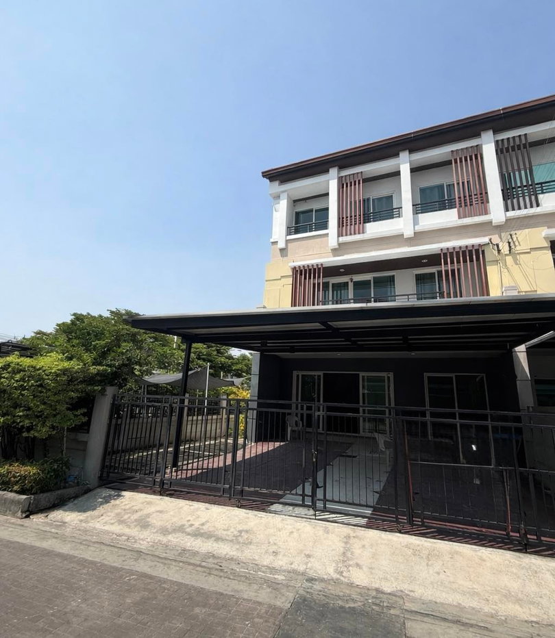 รูป ให้เช่าบ้านกลางเมือง เออร์บาเนี่ยน พระราม 9 – ลาดพร้าว 3ชั้น - รูปที่ 1/19