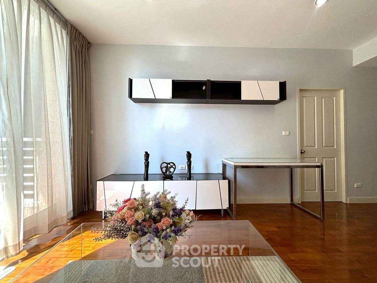 รูป คอนโด 2-ห้องนอน ที่ สิริ เรสซิเด้นซ์ สุขุมวิท ใกล้ BTS พร้อมพงษ์ (ID 2698238) - รูปที่ 3/8