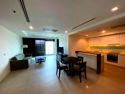 คอนโดให้เช่า : LTH6364 – The River condominium FOR RENT 2 beds 3 baths size 138 Sq.M. Near BTS Saphan Taksin Station ONLY 70k/month