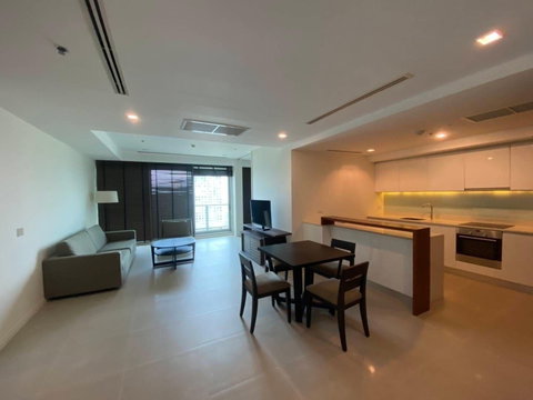 LTH6364 – The River condominium FOR RENT 2 beds 3 baths size 138 Sq.M. Near BTS Saphan Taksin Station ONLY 70k/month