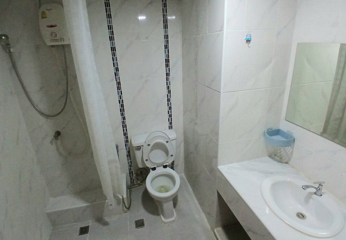 รูป ให้เช่าห้องพักหรู (สตูดิโอ)ดทีริมหาดจอมเทียนคอนโดติดทะเลหาดจอมเทียน พัทยา . - รูปที่ 8/37