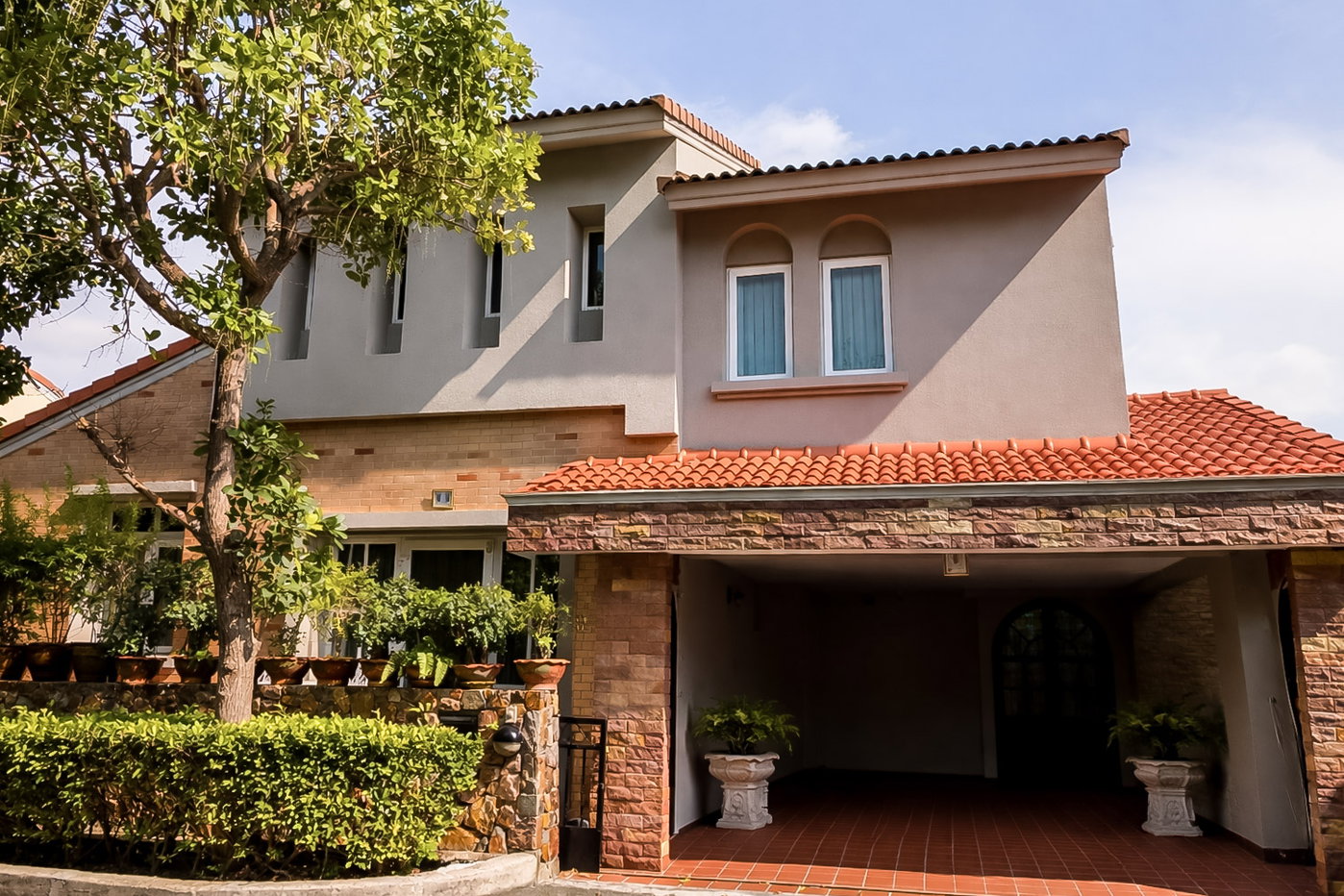 picture For Sale 2 Storey House 4 Bedroom in Chaiyapruek East Pattaya - 1/18