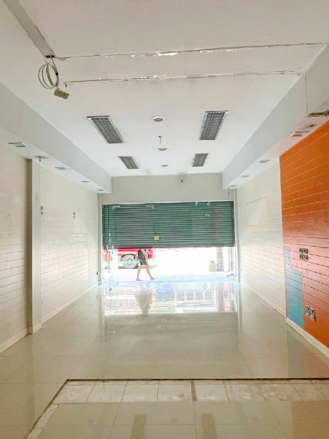 รูป อาคารพาณิชย์ 4 ชั้น ทำเลดี MRT บางขุนนนท์ 500 ม 3 นอน 3 น้ำ 23 ตร.วา.370 ตร.ม.แม็คโคร จรัญสนิทวงศ์ 700 ม. โลตัส ปิ่นเกล้า 1.9 กม. - รูปที่ 4/8