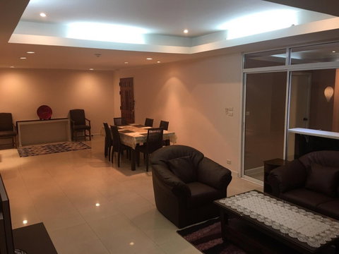 LTH6601 – Empire House FOR RENT 3 beds 3 baths Size 198 Sq.M.Near BTS Ekkamai stations ONLY 55k/month