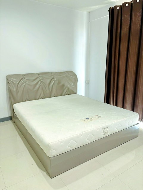 รูป ให้เช่าทาวน์โฮม 3 ชั้น 3 นอน 3 น้ำ ใกล้เดอะมอลล์ บางแค 2.8 กม. 25 ตร.ว. 300 ตร.ม สาทร ตลาดกัลปพฤกษ์ - รูปที่ 5/8