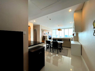 คอนโดให้เช่า : LTHC6477 – Fullerton FOR RENT 2 beds 2 baths Size 100 Sq.M. Near BTS Ekkamai stations ONLY 65k/month