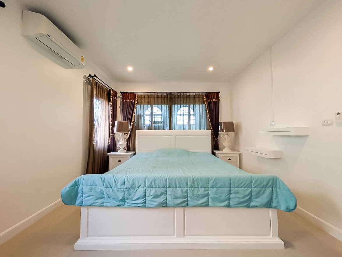 picture For Sale 2 Storey House 4 Bedroom in Chaiyapruek East Pattaya - 7/18