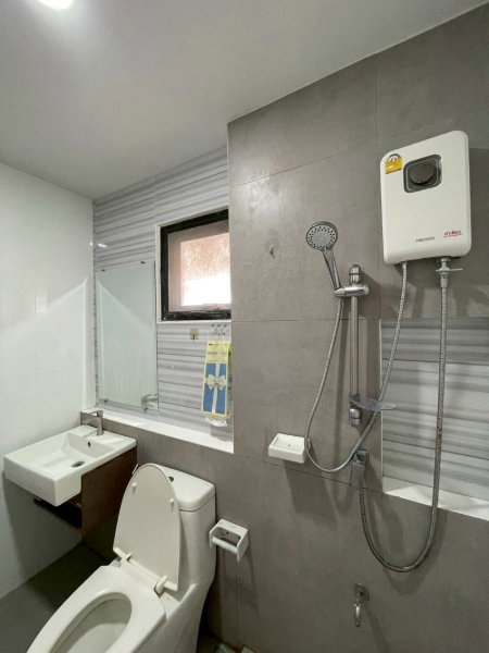 รูป ขายบ้านแฝด หมู่บ้านมณีรินทร์ไพรเวซี่ หนองขาม ศรีราชา ทำเลดี - รูปที่ 12/19