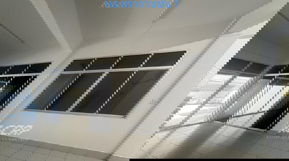 รูป อาคารพาณิชย์พร้อมโกดังให้เช่า ราคาสุดคุ้ม - รูปที่ 3/16