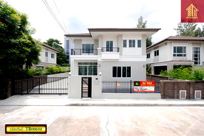 บ้านเดี่ยว มาร์เก็ต วิลเลจ สุวรรณภูมิ : บ้านเดี่ยวหลังใหญ่ โซนบางนา กิ่งแก้ว บางพลี รีโนเวทใหม่ สวย พร้อมอยู่