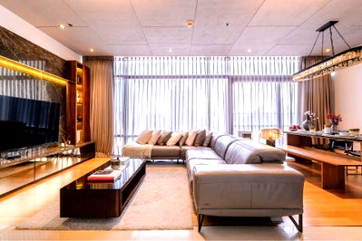 Condos for rent : LTH14736 – Condo for Rent | Circle Condominium | 84 sqm | 2 Bedrooms 2 Bathrooms | Luxury High Floor Stunning City View Best Value | Near BTS Nana | 75,000 THB/Month | คอนโดหรู Circle Condominium ชั้นสูง วิวสวยมาก ราคาคุ้มที่สุด ใกล้ BTS นานา