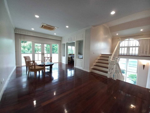 LTHC6336 – House Sukhumvit 101 FOR RENT 4 bedrooms 3 bathrooms size 350 Sq.M. Near Punnawitthi ONLY 60k / month