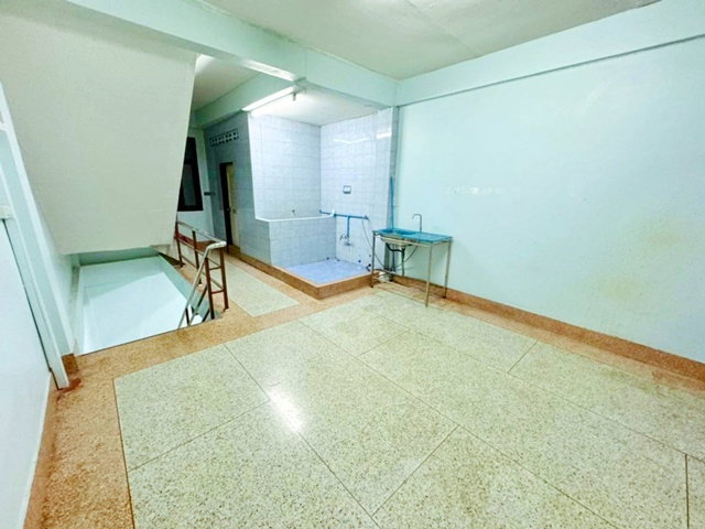 รูป กัลปพฤกษ์ สามแยกบางบอน 900 ม. บางบอน1 อาคารพาณิชย์ 3.5 ชั้น 3 นอน 3 น้ำ 18 ตร.ว. 230 ตร.ม. 1 ทำเลบางบอน - รูปที่ 8/8