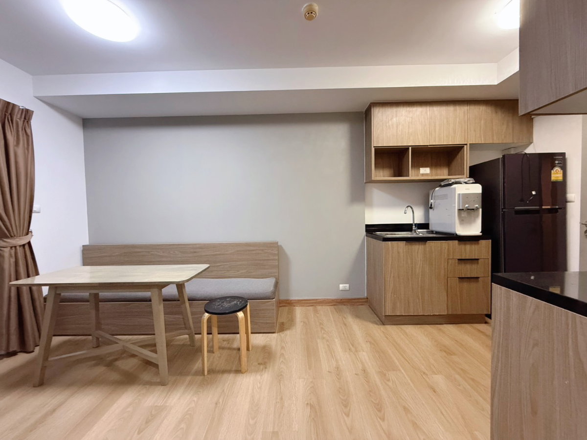 picture For rent Chapter One The Campus Kaset - 8/19