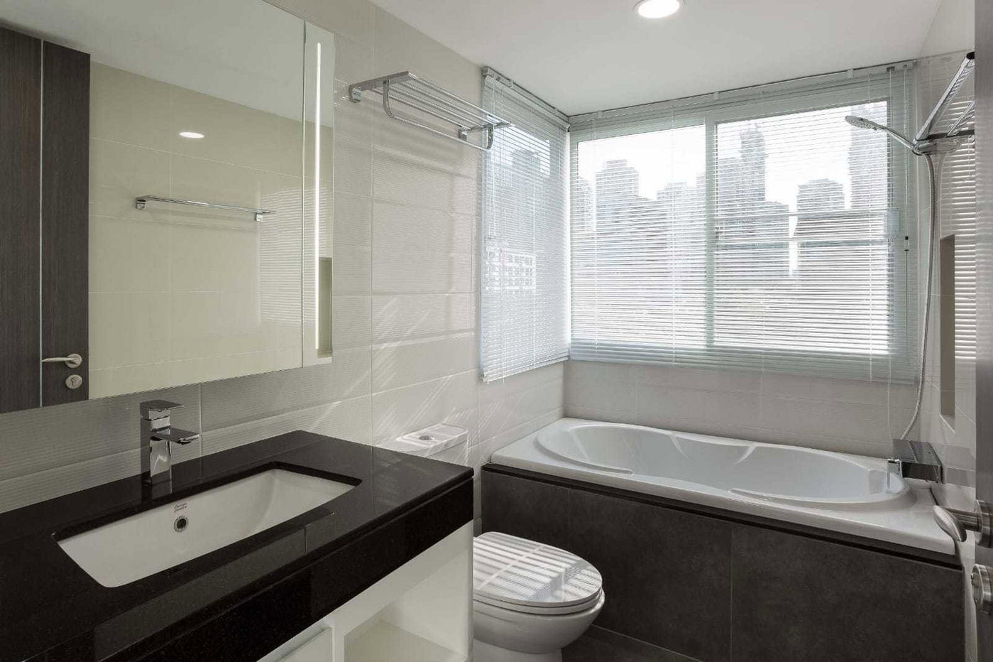 รูป LTH6426 – Aashiana Sukhumvit 26 FOR RENT 3 beds 3 baths Size 120 Sq.M. Nearby BTS Phrom Phong station ONLY 75k/month - รูปที่ 5/8