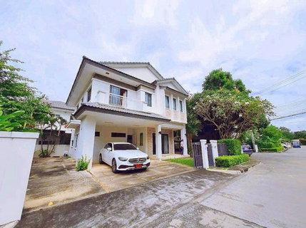 รูปภาพ 🏡 ให้เช่าบ้านเดี่ยว 2 ชั้น มัณฑนา เลค วัชรพล (สุขาภิบาล 5) ✨ บ้านหลังมุม โซนทะเลสาบ วิวสวย บรรยากาศดี พื้นที่กว้าง เป็นส่วนตัว
