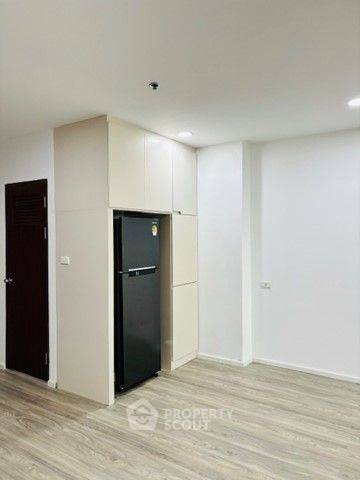 รูป คอนโด 3-ห้องนอน ที่ ทิว ริเวอร์ เพลส คอนโดมิเนียม ใกล้ MRT สิรินธร (ID 1866319) - รูปที่ 12/43