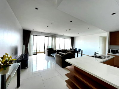 คอนโดให้เช่า : LTHC6571 – The Emporio Place FOR RENT 3 beds 4 baths Size 169 Sq.M.Near BTS Phrom Phong stations ONLY 100k/month