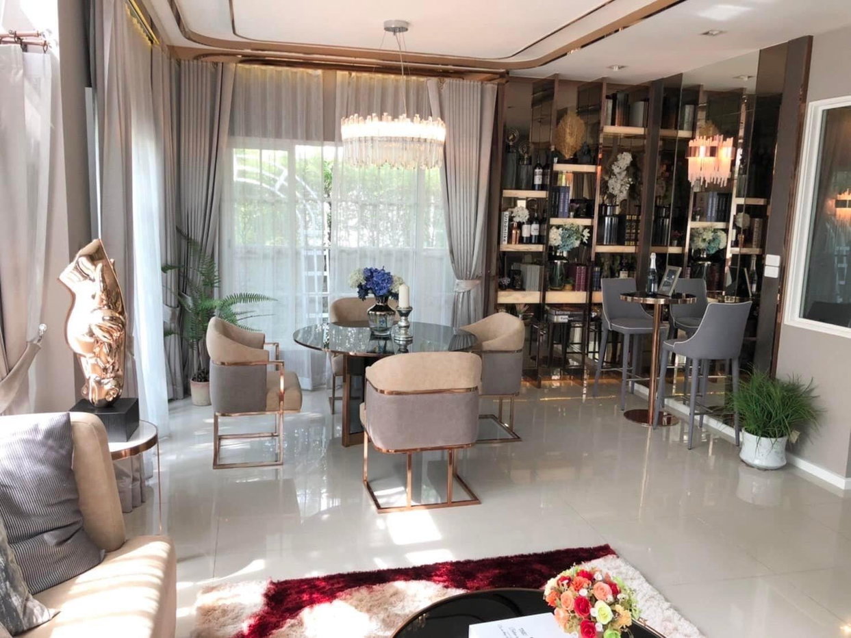 รูป LTHC7150 – House in Ladprao-Kaset Nawamin FOR RENT 3 beds 4 baths Size 60 Sq.Wah. Near ARL Huamark Station ONLY 175k/month - รูปที่ 3/7
