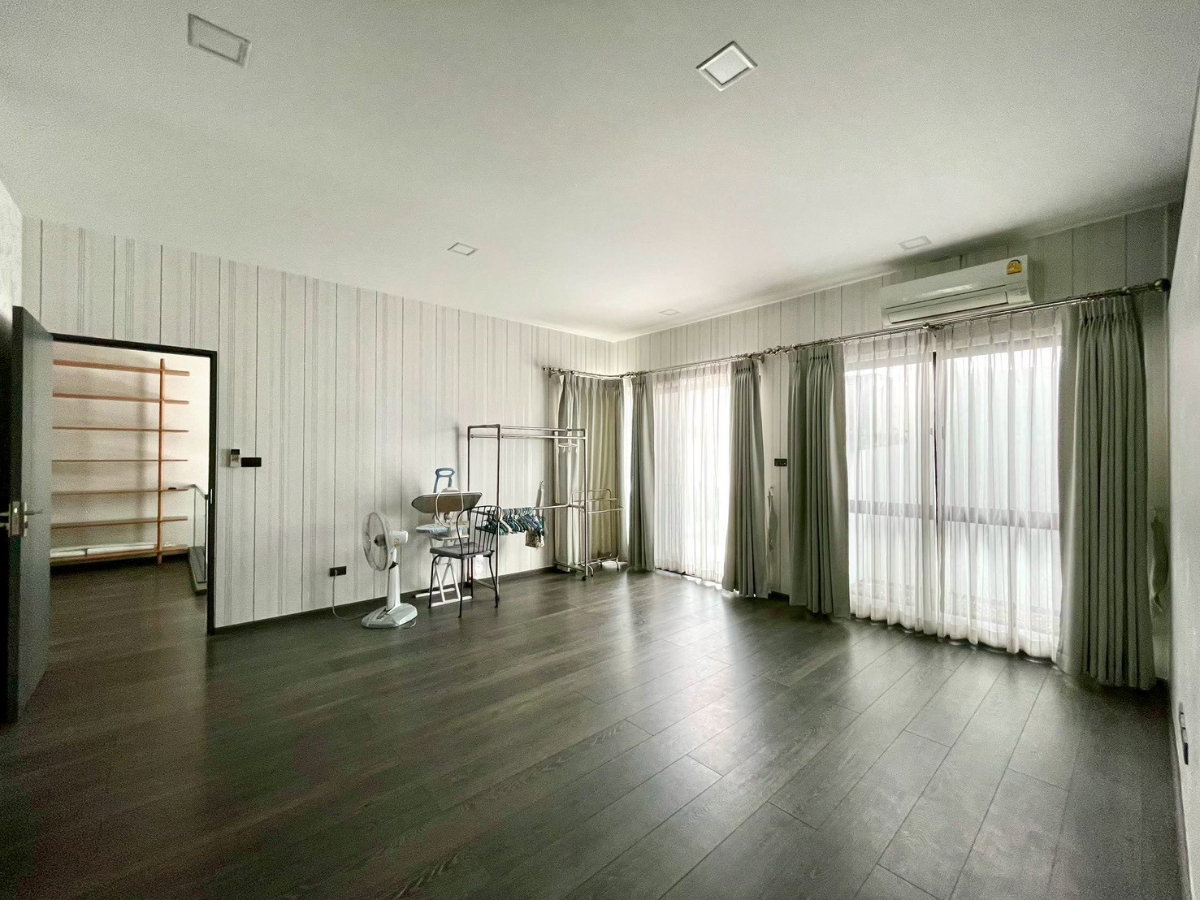 รูป ขาย เช่าบ้านเดี่ยว VIVE บางนา กม7 บ้านหรูสไตล์โมเดิร์น พร้อมเข้าอยู่ ทำเลดี ใกล้ Mega บางนา เพียง 500 ม. - รูปที่ 6/24