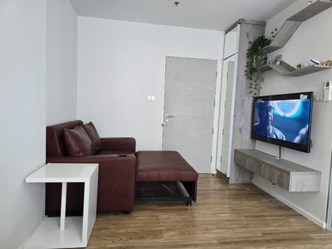 Urgent sale ISSI Condo Suksawat, next to MRT Purple Line, new room, fully furnished.
