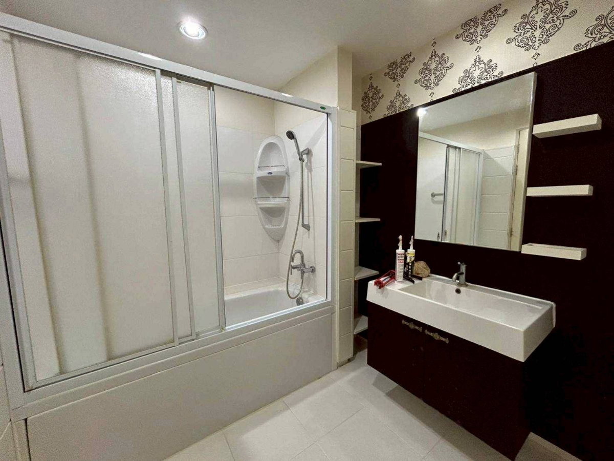 รูป Best Price 💗 ให้เช่า Q House Sathorn ห้องสวยมาก ชั้นสูง วิวเมือง ตกแต่ครบพร้อมเข้าอยู่ | Code DS2118 Line : @Dstay - รูปที่ 6/6