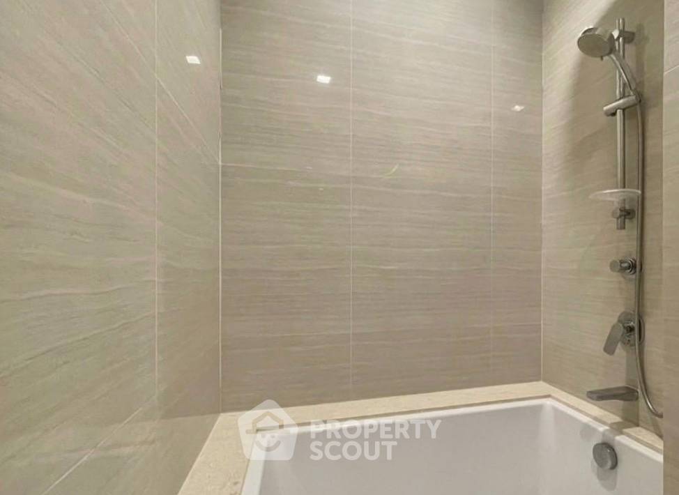 picture 2-BR Condo at Noble Be 33 near BTS Phrom Phong (ID 2745331) - 2/7