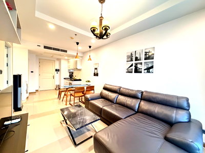 Condos for rent Ratchadaphisek Road : Condo for rent near Ratchada Huaikwang MRT Cultural Center: Supalai Wellington I: 1 bedroom, size up to 47 cm. Sq m., fully furnished,