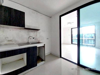 Condos for sale : CONDO 28.55 Sq.m. Bueng Kum Bangkok for 1.3M