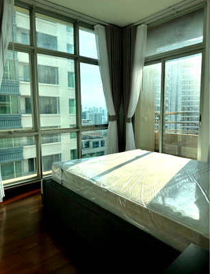 Condos for rent Assumption Convent Silom School : 💎 Condo for Rent at Grand Langsuan | Spacious Family Unit near BTS Chidlom | Code DS2340 Line @Dstay