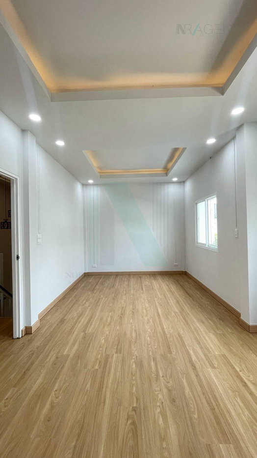 รูป 📌 ขายทาวน์เฮาส์ โครงการ บุศรินทร์ บางบัวทอง 2 ชั้น 3 ห้องนอน 2 ห้องน้ำ - รูปที่ 8/8