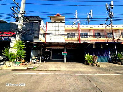 Shophouses for sale Indochina Intersection, Phitsanulok : SHOP HOUSE for sale  Samo Khae Muang Phitsanulok Phitsanulok