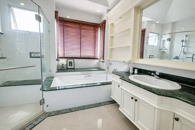 รูป คฤหาสน์ใหญ่มาก บ้าน4นอน 142 ตารางวา สาทร-ราชพฤกษ์ จอดรถได้ 5คัน BTSบางหว้า 900ม. ม.สยาม 1.2กม - รูปที่ 7/8