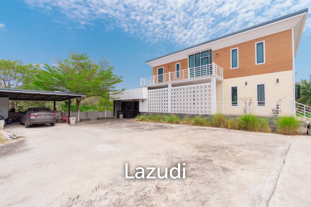 picture MODERN LOFT-STYLE CONTAINER HOME : 4 bed on large plot 2 rai - 39/46