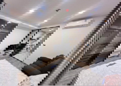 SOHO BANGKOK                RATCHADA 