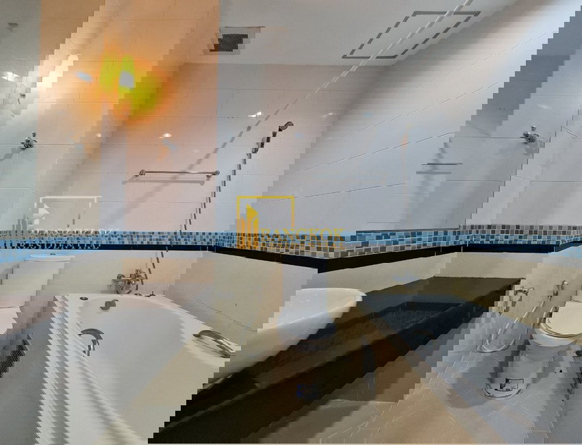 รูป Citi Smart | Modern 2 Bedroom Condo in Central Asoke Location - BR17614CD - รูปที่ 13/31