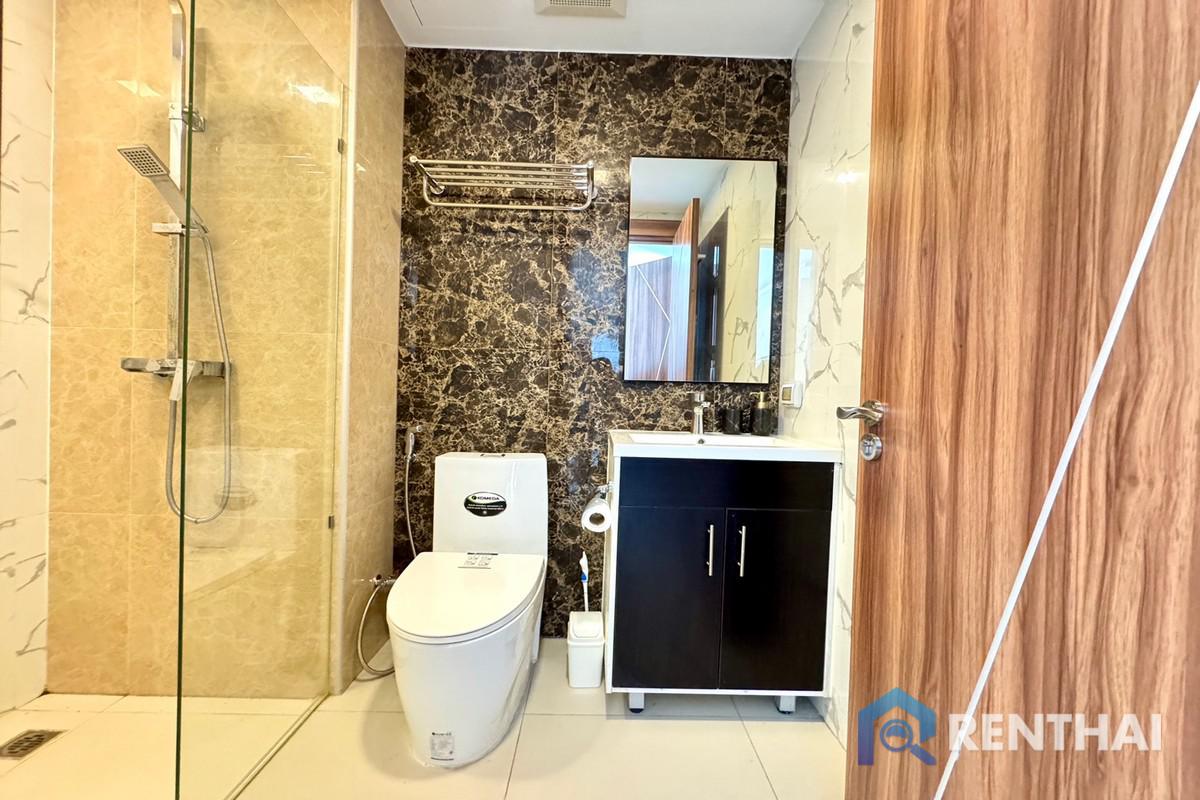 รูป ดีลร้อน  ห้องมุม 2 ห้องนอน ที่ Arcadia Beach Resort โควต้าต่างชาติ ราคาดีมาก - รูปที่ 17/25